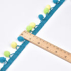 Adapté aux besoins du client colorez la largeur Pom Pom Tassel Trim For Clothes de 1.2cm